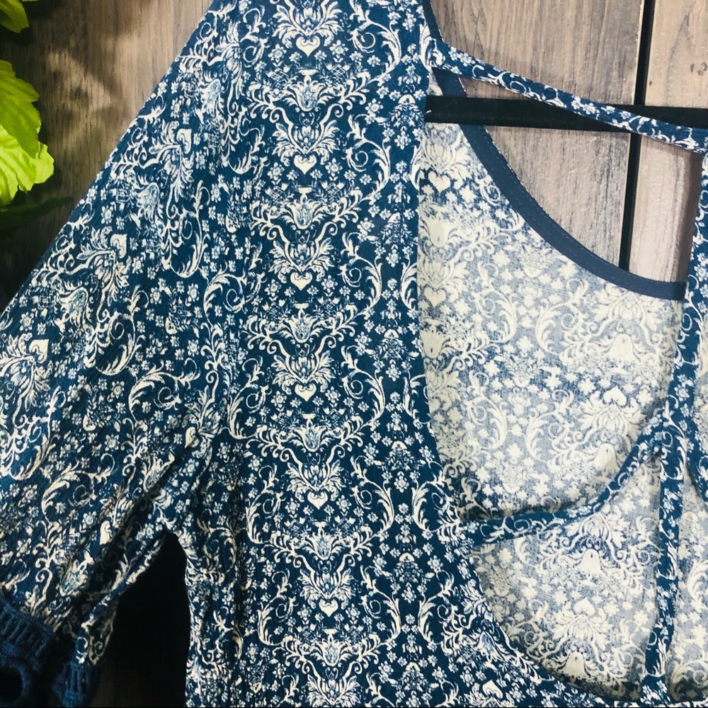_🌼3/$30🌼Vintage Havana Printed Long Sleeve Open Back Top Medium - Picture 15 of 16